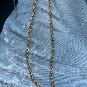 Goldsign Twisted Rope Chain Necklace in Gold Tone